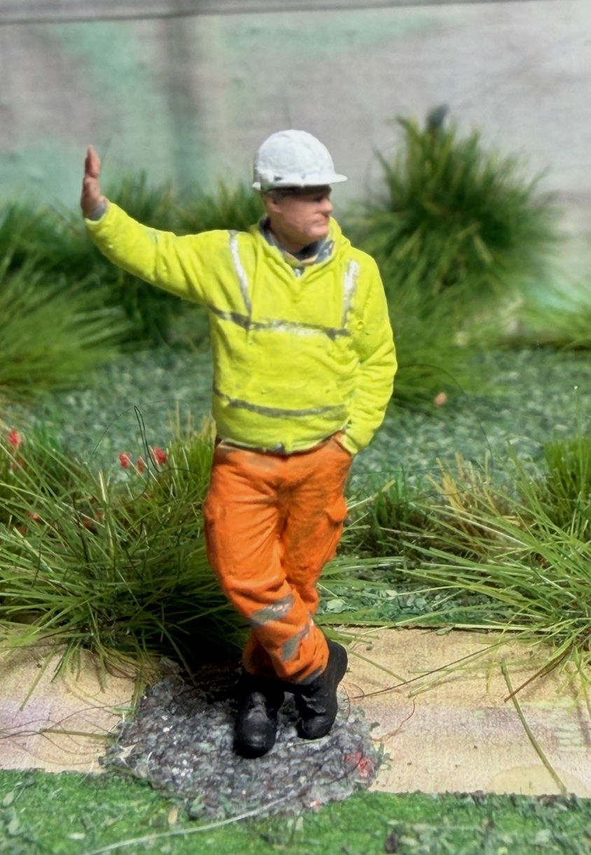 OO GAUGE 1/76 Scale Worker Standing Leaning Detailed Train Set Model Railway