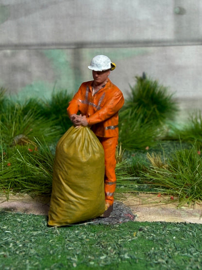 OO GAUGE 1/76 Scale Worker With Large Sack Detailed Train Set Model Railway