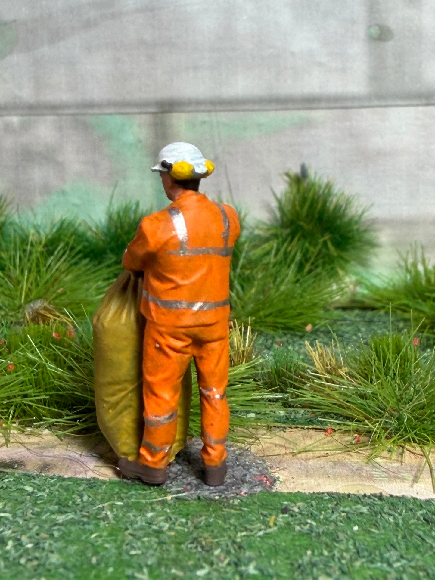 OO GAUGE 1/76 Scale Worker With Large Sack Detailed Train Set Model Railway