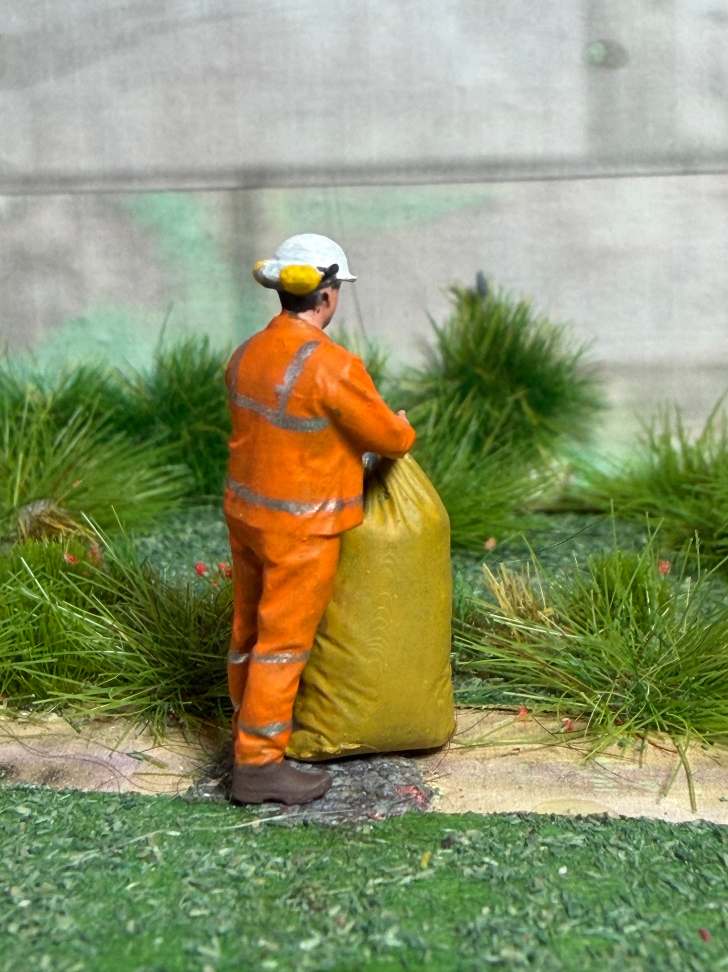 OO GAUGE 1/76 Scale Worker With Large Sack Detailed Train Set Model Railway