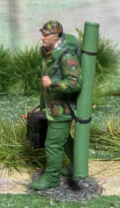 OO GAUGE figures 1/76 Scale Man FIGURE Fisherman Going Fishing Railway Figure Painted
