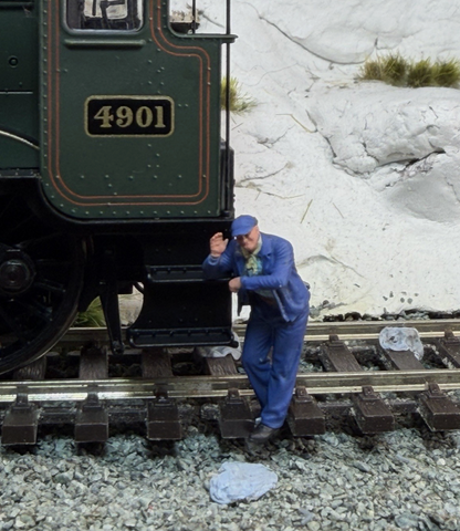 OO Gauge Railway Driver engineer Worker 1/76 Scale Model Railway Track Worker