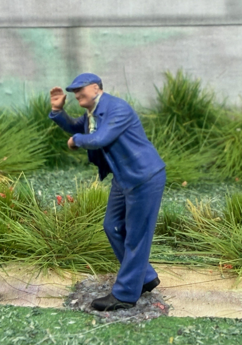 OO Gauge Railway Driver engineer Worker 1/76 Scale Model Railway Track Worker